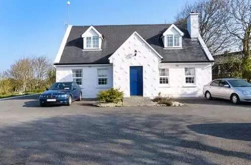 2 bedroom No.1 Apt in Galway