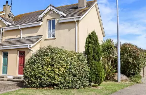 3 bedroom No. 1 Mariner's Court in Wexford