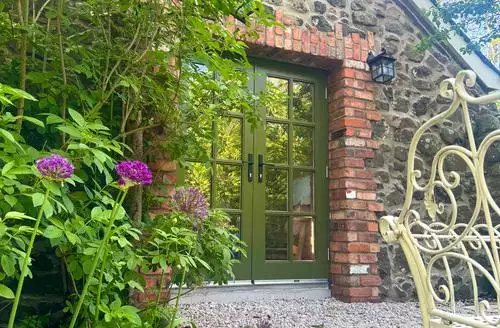 1 bedroom Auld Cider Makers Cottage in Portrush