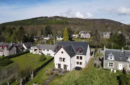 8 bedroom Old Distillery Lodge in Aviemore