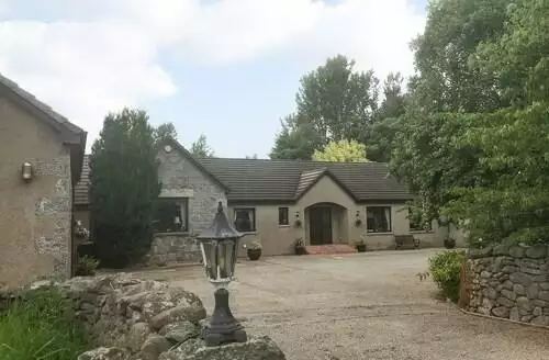 7 bedroom Scardroy Alford in Cairngorms