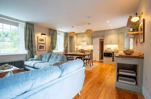 2 bedroom The Earls Library in Dumfries And Galloway