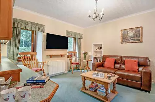 2 bedroom 2 Bed Cottage In Lasswade in Edinburgh