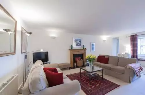 3 bedroom 7A   Uk7350 in Edinburgh