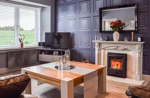 2 bedroom Dothan Farm Cottage in Edinburgh