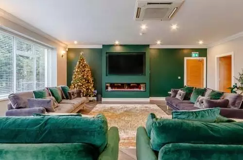 5 bedroom Fairview in Edinburgh