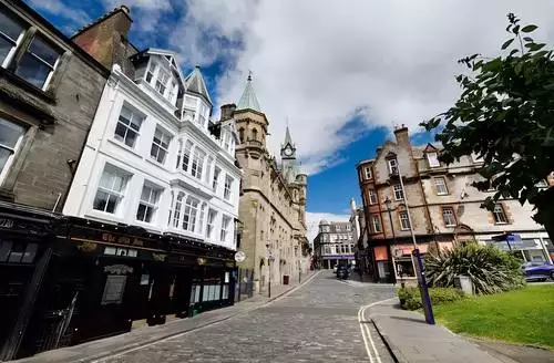 3 bedroom Robert The Bruce Apartment in Fife