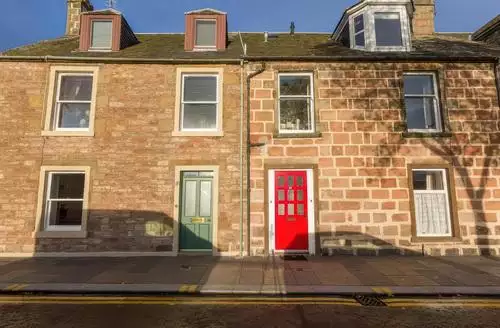 3 bedroom River Cottage in Inverness