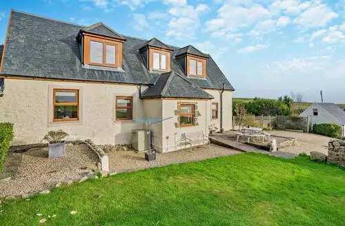 3 bedroom 3 Bed Cottage In Isle Of Arran in Isle Of Arran