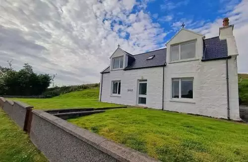 3 bedroom 3 Bed Cottage In Snizort in Isle Of Skye