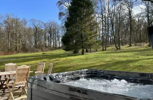 4 bedroom Oakwoods House in Loch Lomond