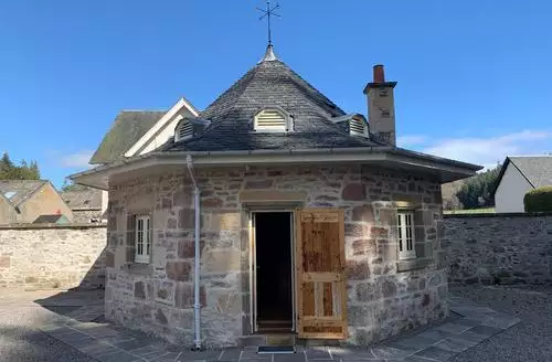 1 bedroom The Hen House in Loch Ness