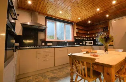 Cologin Farmhouse