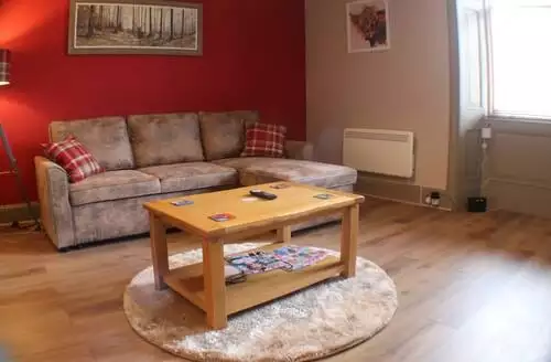 1 bedroom Stylish Highland Retreat In The Heart Of Town in Perthshire