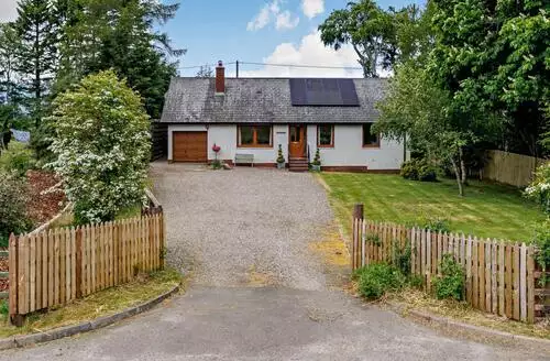 3 bedroom 3 Bed Cottage In Dunkeld in Perthshire