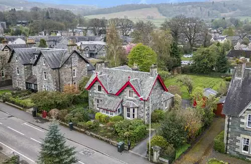5 bedroom Edengrove in Perthshire