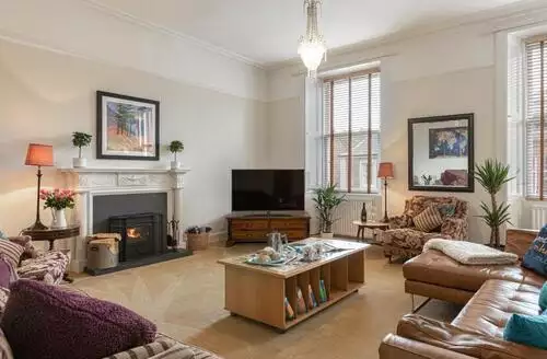 5 bedroom 5 Bed Cottage In Melrose in Scottish Borders