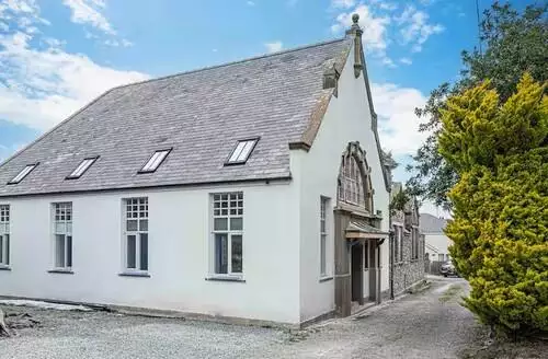 2 bedroom 2 Bed Apartment In Amlwch Port in Anglesey
