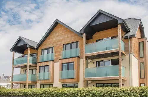 2 bedroom 4 Y Bae in Anglesey