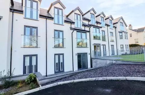 2 bedroom 6 Bay View in Anglesey