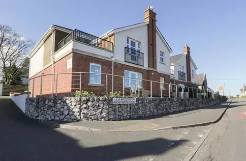 2 bedroom Benllech Coastal Retreat in Anglesey