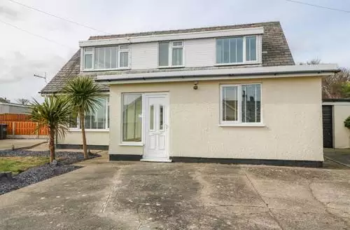 2 bedroom Bryn Derw Bach in Anglesey