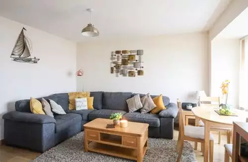 2 bedroom Sandy Toes in Anglesey