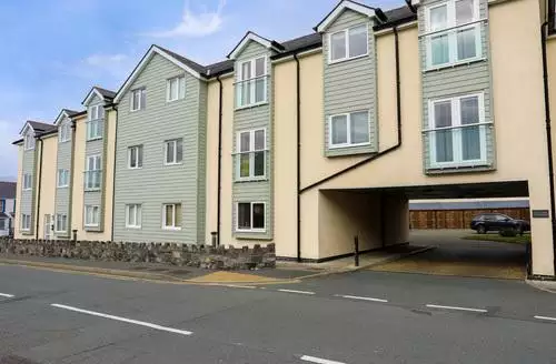 2 bedroom Tides Reach in Anglesey