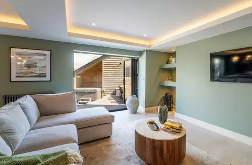 3 bedroom The Farmhouse in Anglesey