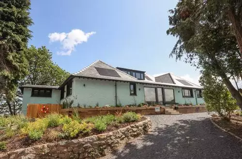 6 bedroom Ynys Faelog in Anglesey