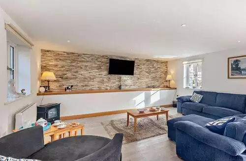 2 bedroom 2 Bed Cottage In Arthog in Barmouth