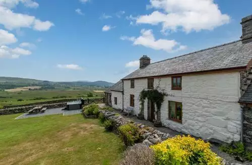 3 bedroom 3 Bed Cottage In Blaenau Ffestiniog in Barmouth