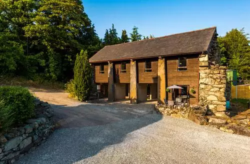 2 bedroom Idris Barn in Barmouth