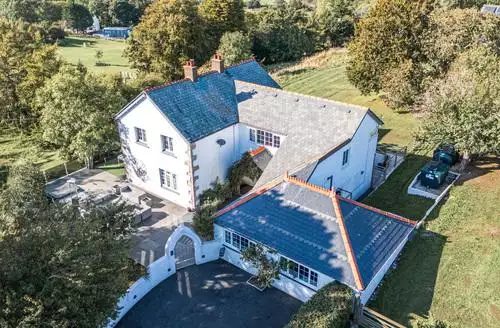 6 bedroom The Manor House Skerry Vore in Conway