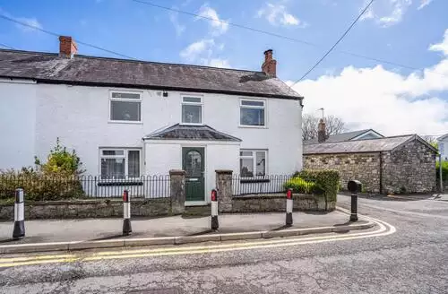 3 bedroom 3 Bed Apartment In Bishopston in Gower Peninsula