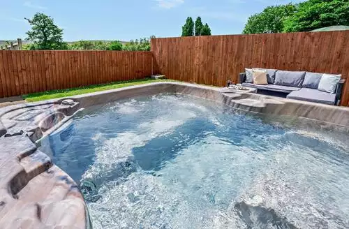 1 bedroom 1 Bed Cottage In Swansea in Gower Peninsula