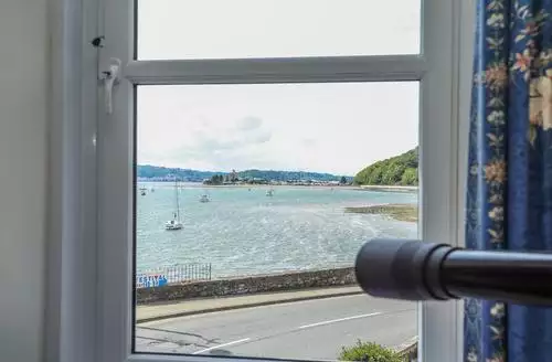2 bedroom Gadlys House   Waters Edge in Llandudno