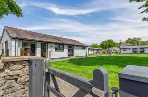 2 bedroom White Willow Apartment in Llandudno