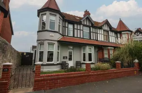 4 bedroom Ty Llwyd in Llandudno