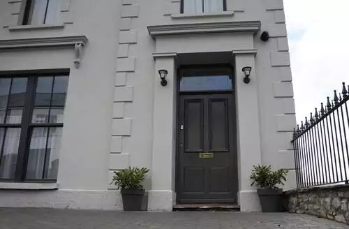 1 bedroom 26 Courtland Terrace in Mid Wales