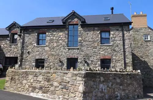 3 bedroom The Pottery in Newport