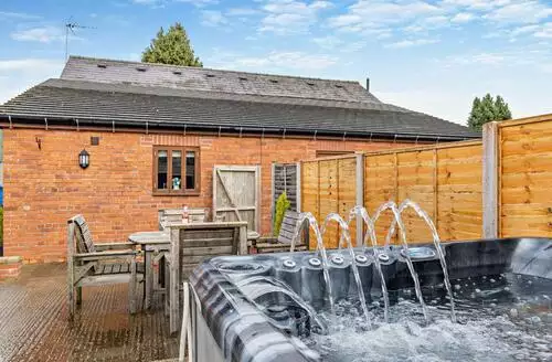2 bedroom 2 Bed Cottage In Ellesmere in North Wales