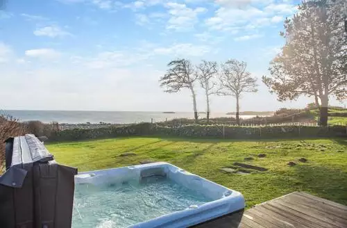 3 bedroom 3 Bed Cottage In Pwllheli in North Wales