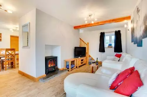 3 bedroom 3 Bed Cottage In Rhayader in North Wales