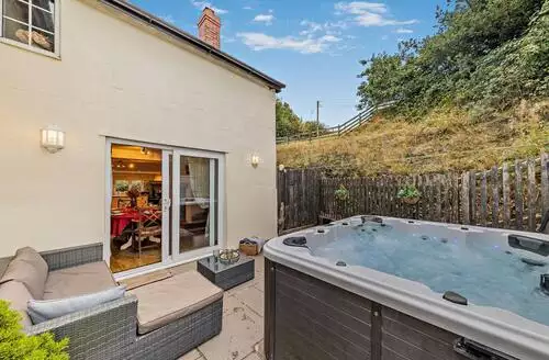 3 bedroom 3 Bed Cottage In Welshpool in North Wales