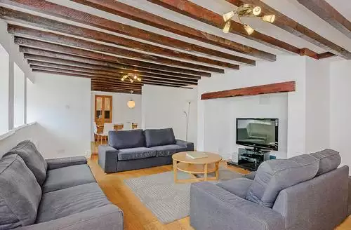 4 bedroom Valley View Cottage in North Wales