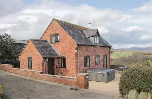3 bedroom Waggoners Cottage in North Wales