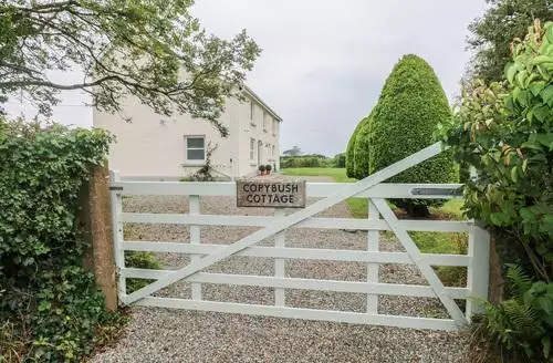 4 bedroom Copybush Cottage in Pembrokeshire