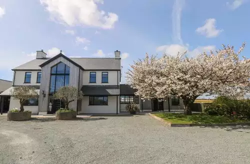 3 bedroom Just A Cottage in Pembrokeshire