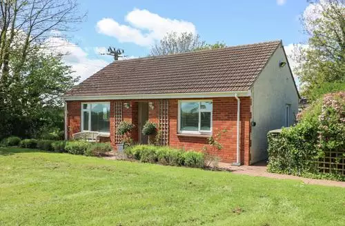 3 bedroom Lavender Lodge in Pembrokeshire